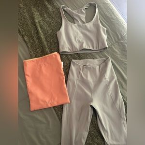 Girlfriend collective set ! Size xs